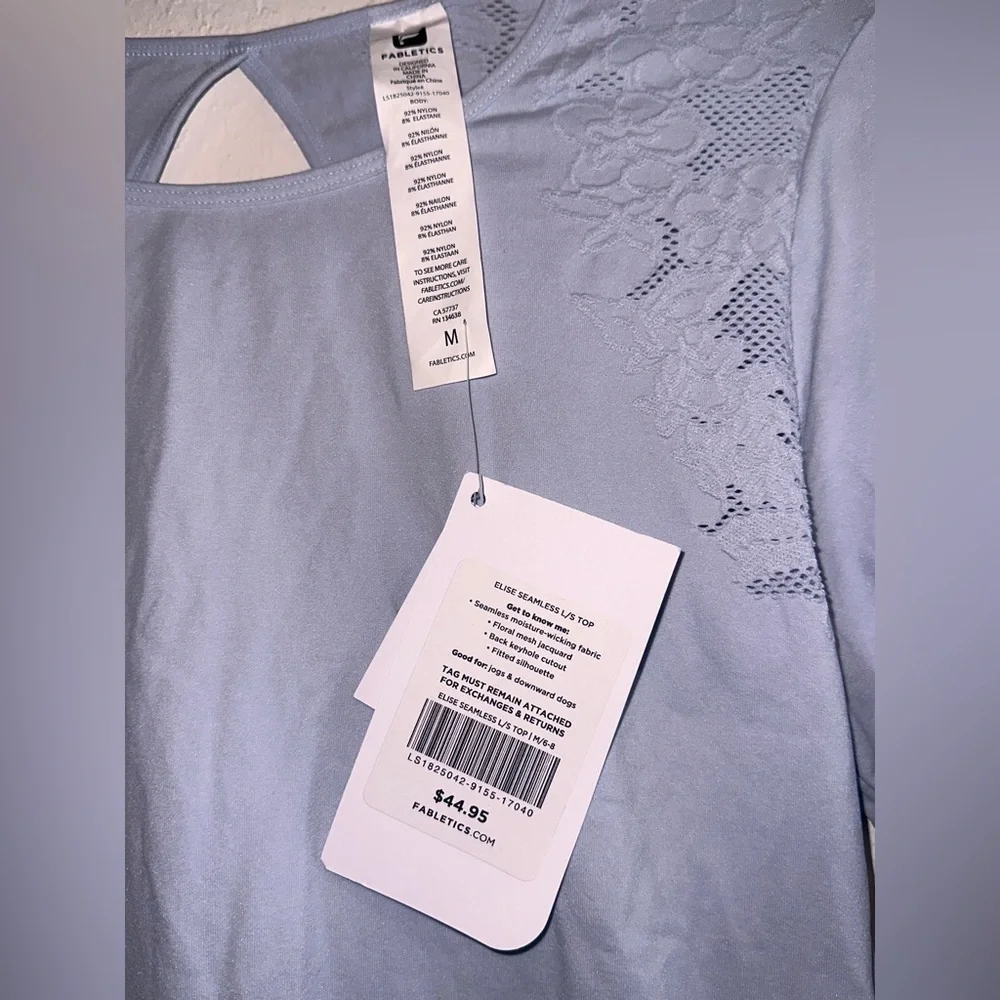 NWT Fabletics Top​​​ - Picture 3 of 5